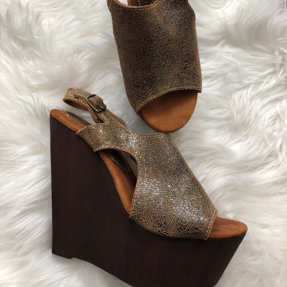 Platform wedges